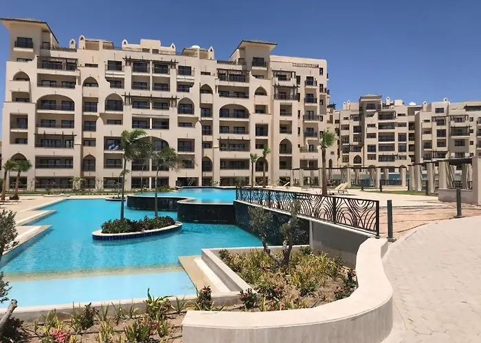 Pool View At Al Dau Heights Apartment